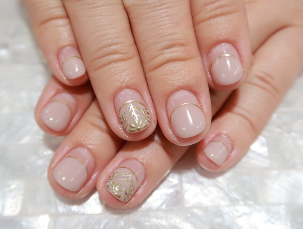 エスニックなシンプルネイルネイルサロンnails Qoo